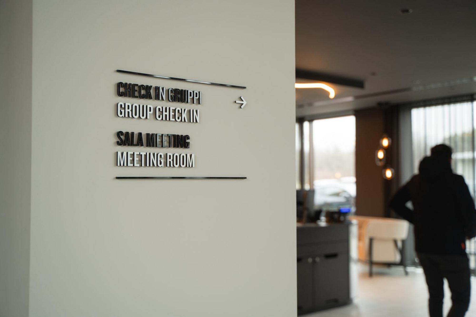 Tribe Milano Malpensa Hotel Vizzola Ticino Exterior photo