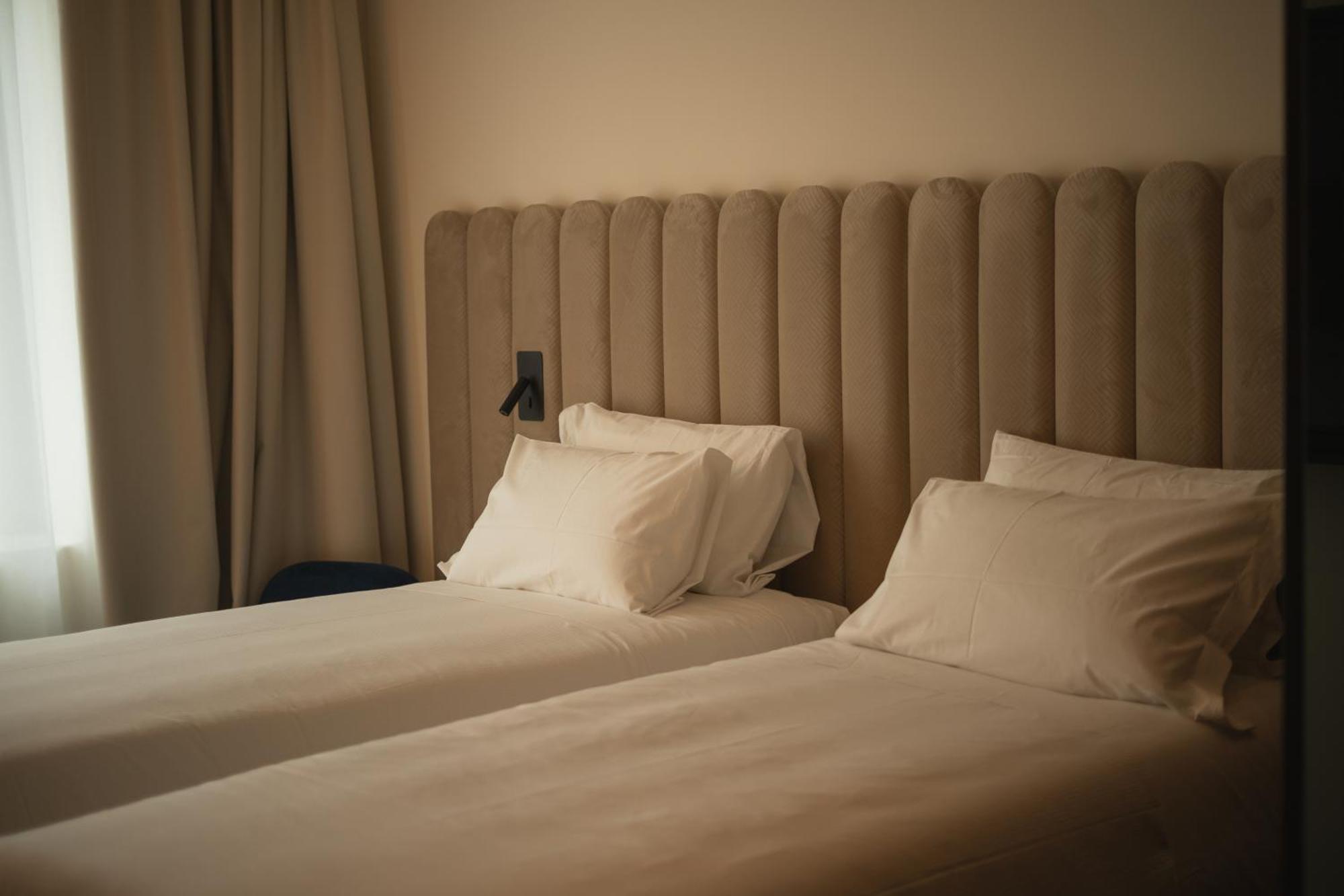 Tribe Milano Malpensa Hotel Vizzola Ticino Exterior photo