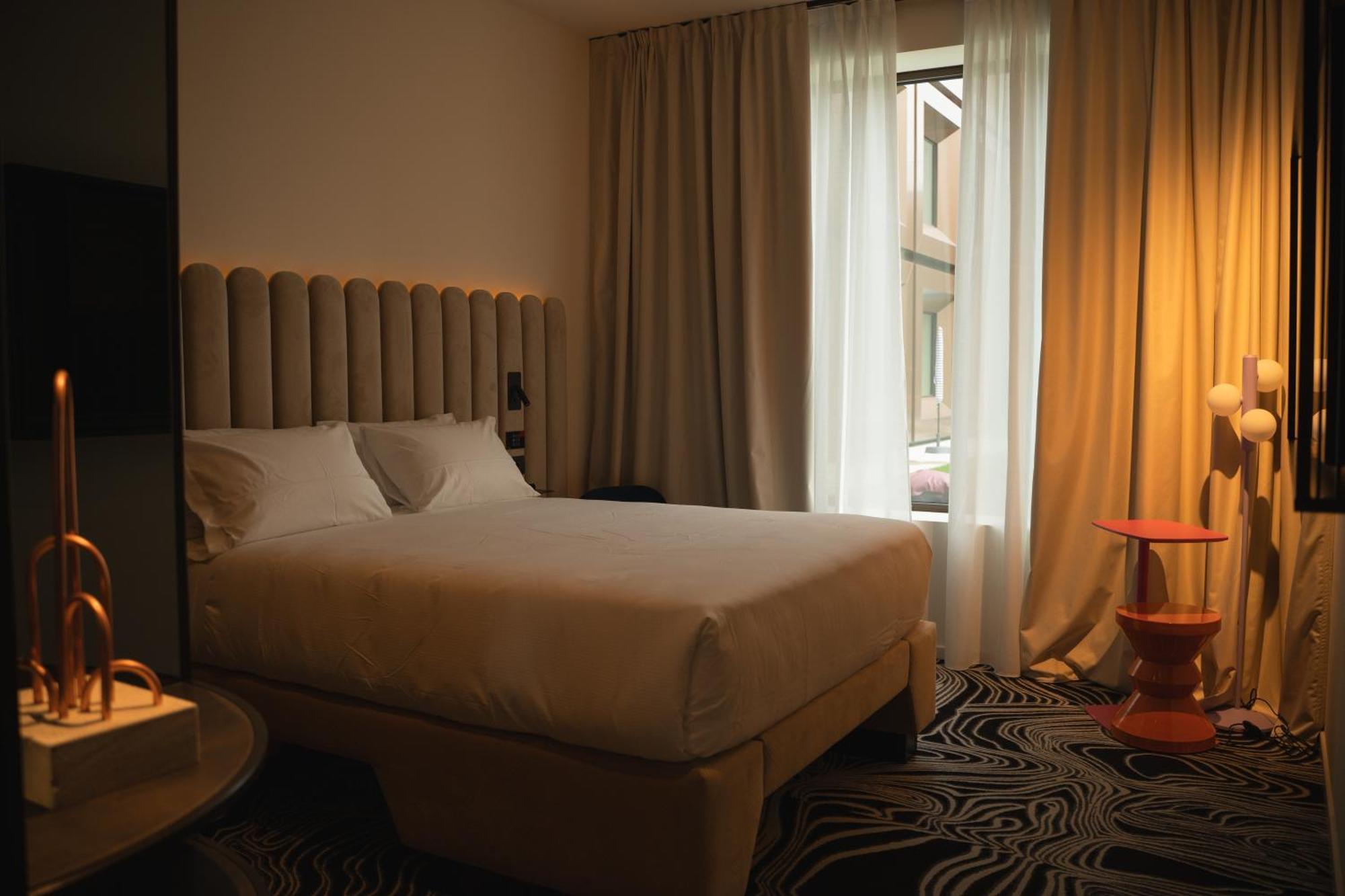 Tribe Milano Malpensa Hotel Vizzola Ticino Exterior photo