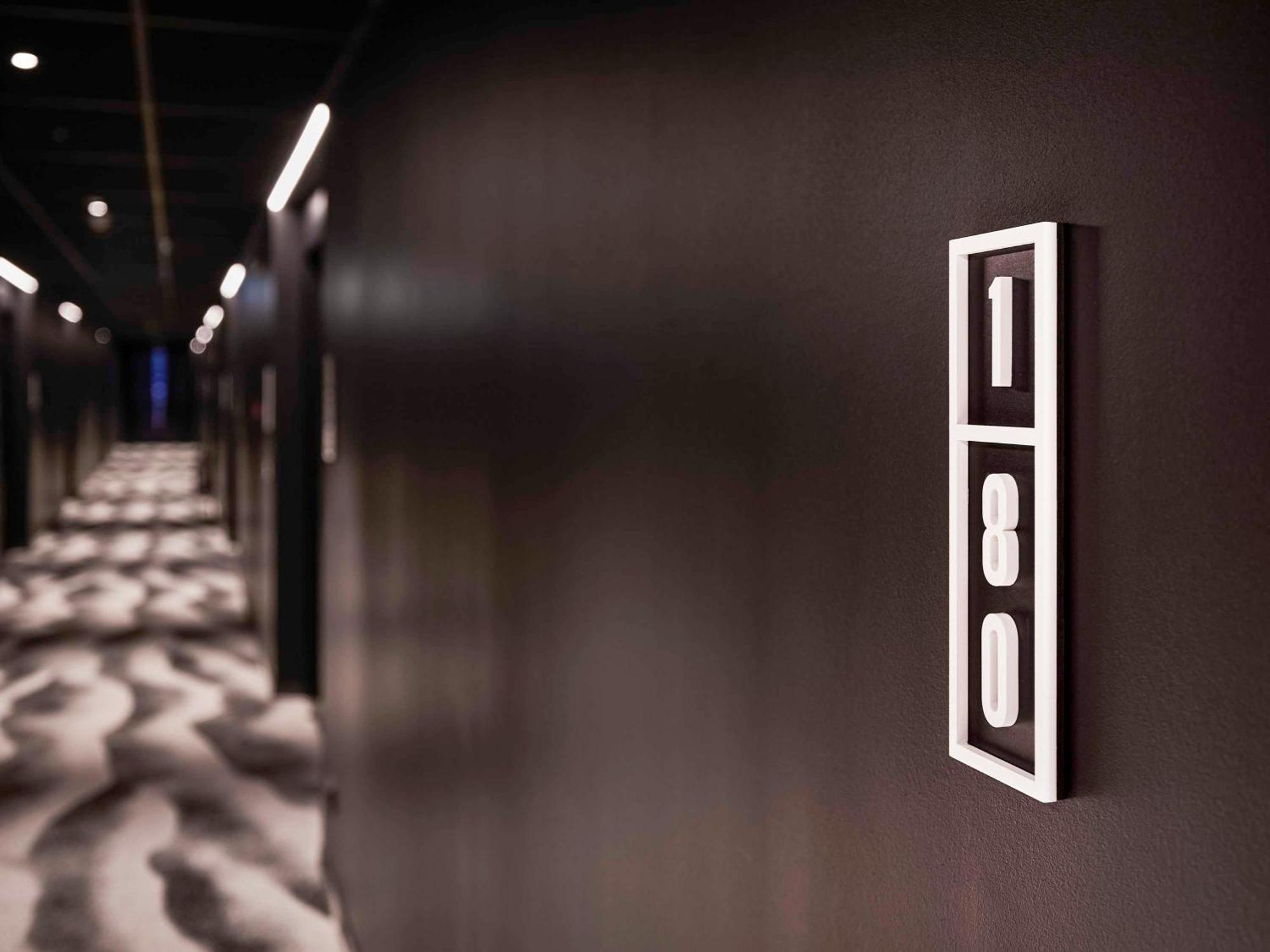 Tribe Milano Malpensa Hotel Vizzola Ticino Exterior photo