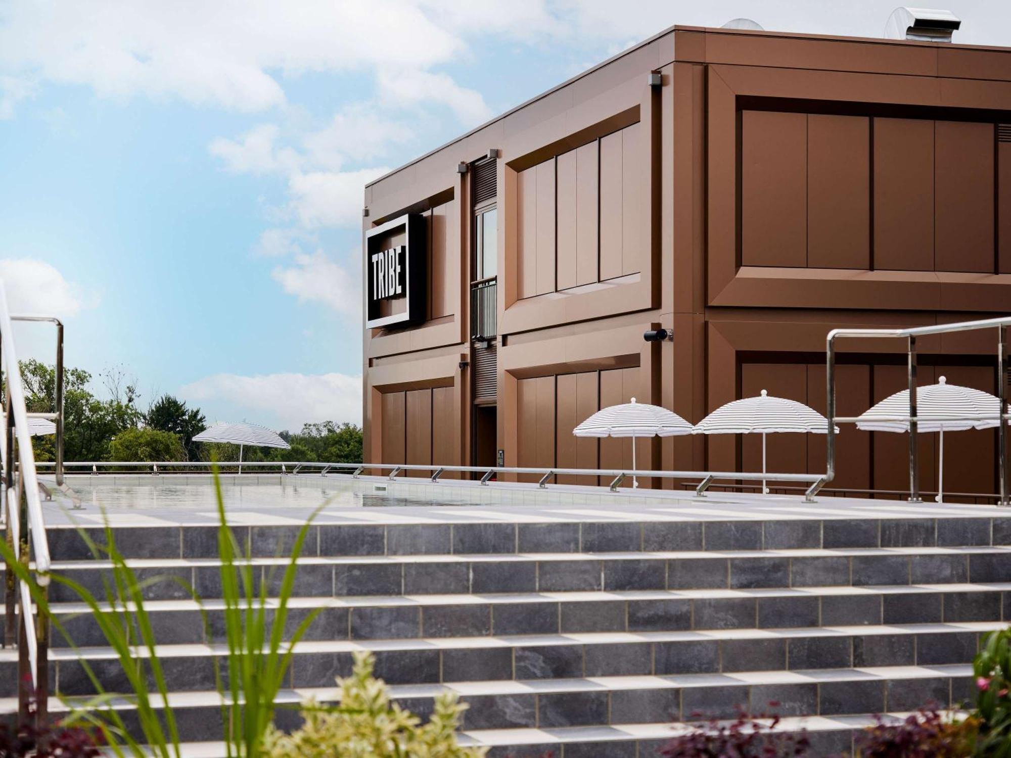 Tribe Milano Malpensa Hotel Vizzola Ticino Exterior photo