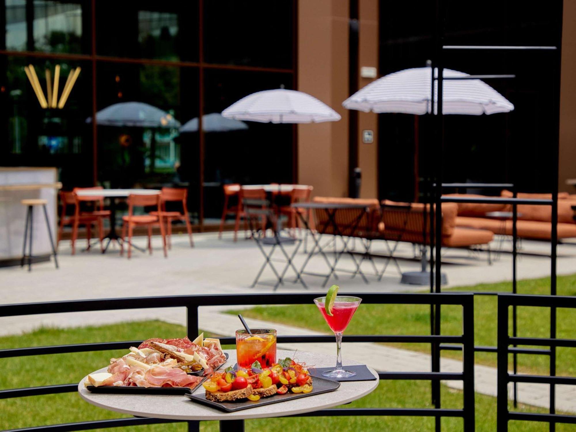 Tribe Milano Malpensa Hotel Vizzola Ticino Exterior photo